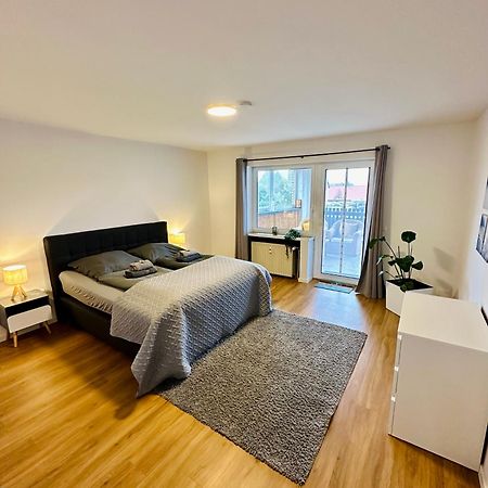 Traumhafte 115 Qm Ferienwohnung Am Steinhuder Meer, Ruhig, Komfortabel, Loggia, Parkplatz, Wifi Wunstorf Zewnętrze zdjęcie