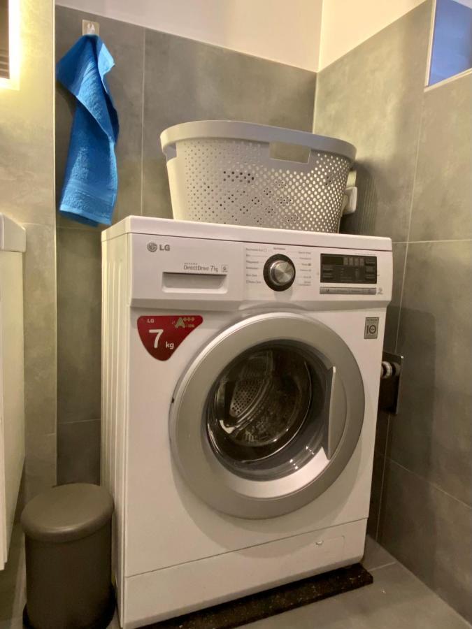Traumhafte 115 Qm Ferienwohnung Am Steinhuder Meer, Ruhig, Komfortabel, Loggia, Parkplatz, Wifi Wunstorf Zewnętrze zdjęcie