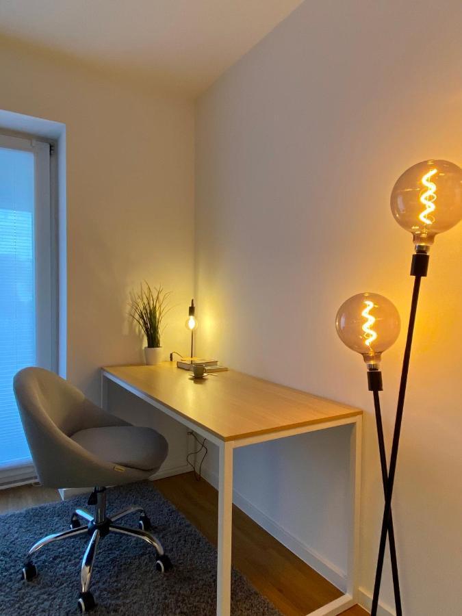 Traumhafte 115 Qm Ferienwohnung Am Steinhuder Meer, Ruhig, Komfortabel, Loggia, Parkplatz, Wifi Wunstorf Zewnętrze zdjęcie