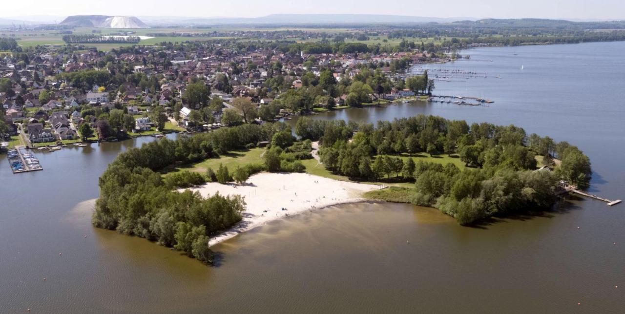 Traumhafte 115 Qm Ferienwohnung Am Steinhuder Meer, Ruhig, Komfortabel, Loggia, Parkplatz, Wifi Wunstorf Zewnętrze zdjęcie